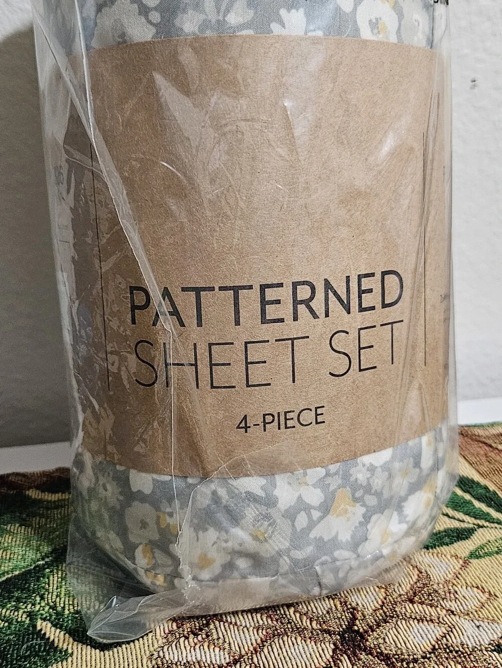 Patterned Sheet Set in Gray with White & Yellow Floral Print